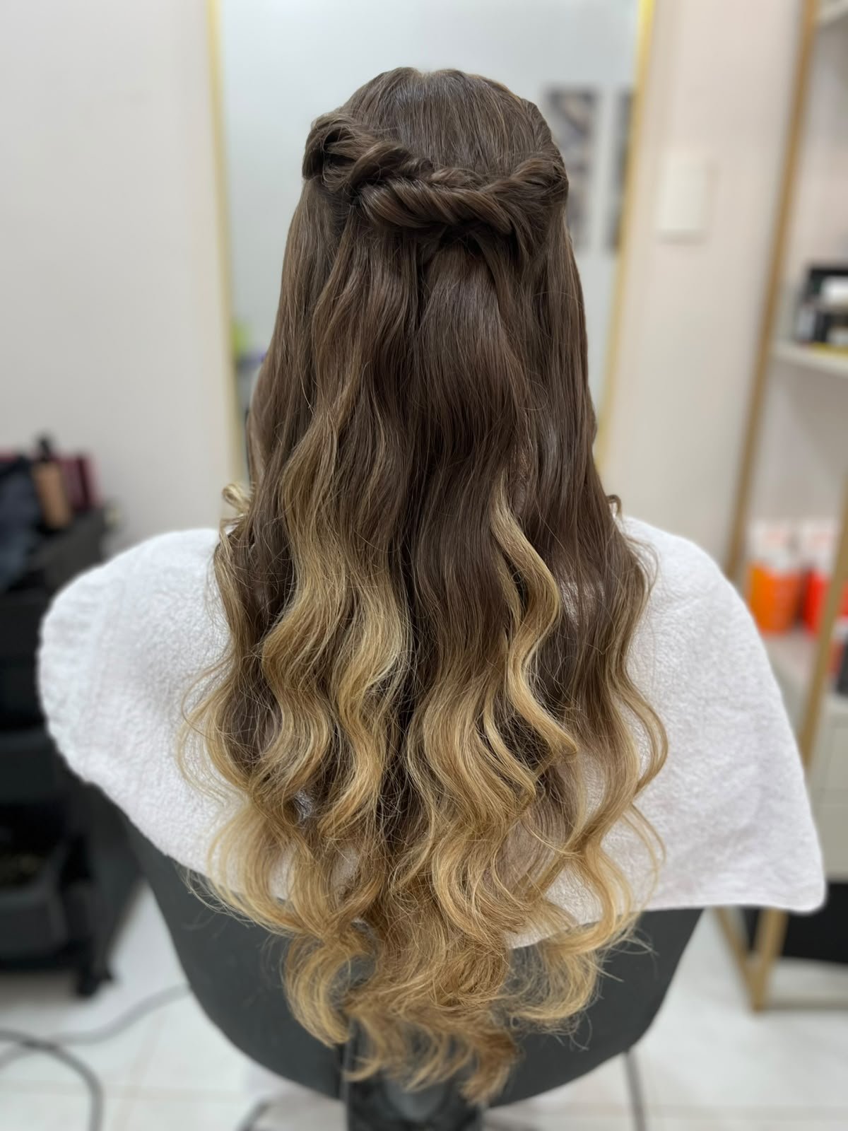 Kátia Cristofari Studio Hair